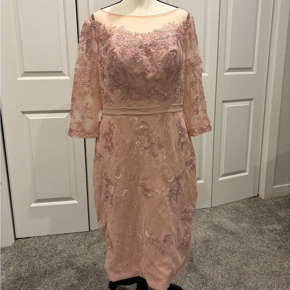 Elegant Floral Lace Long Sleeve MOB/MOG Dress in Dusty Rose